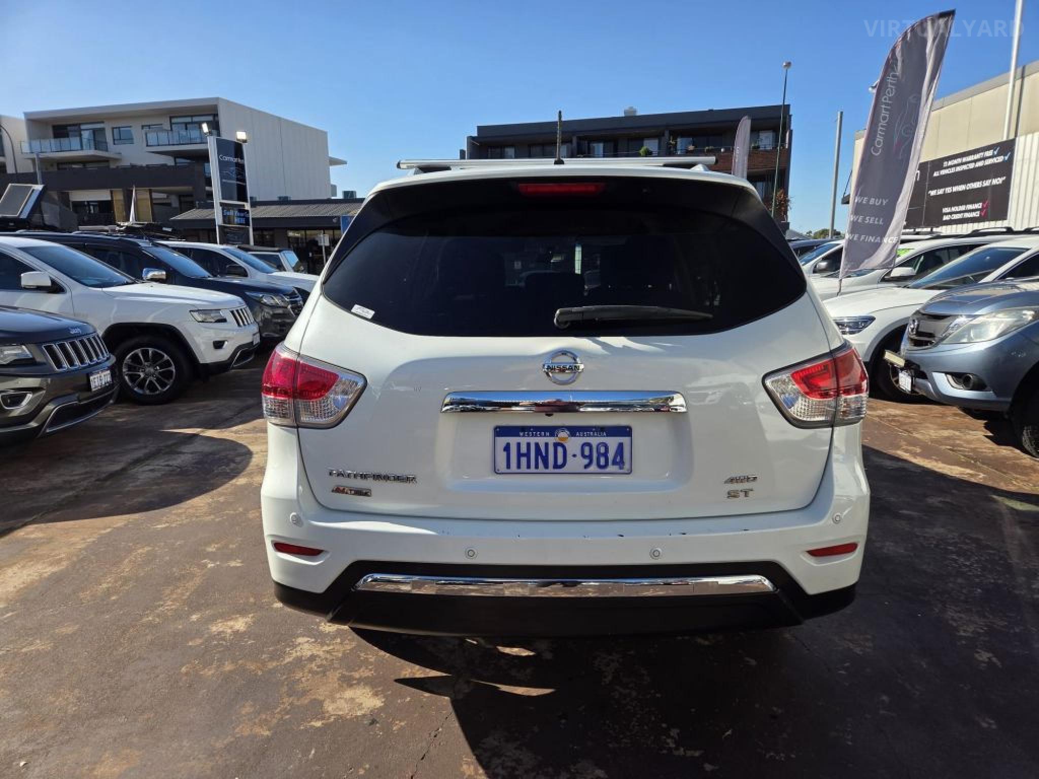 2015 Nissan Pathfinder — photo 4