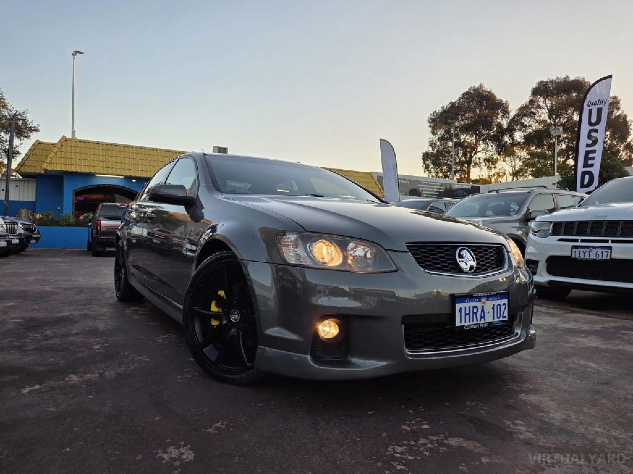 2010 Holden Commodore — photo 1