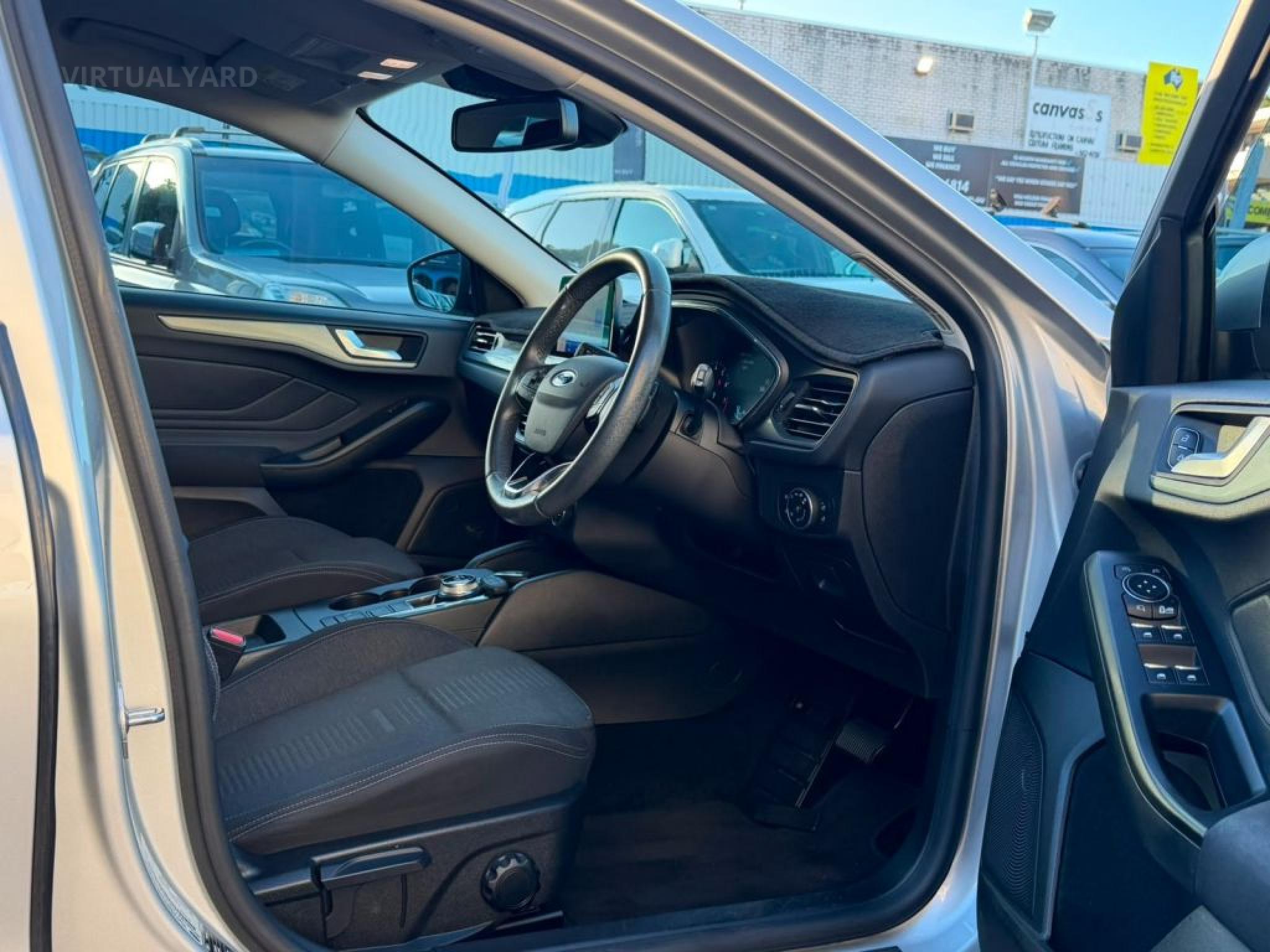 2019 Ford Focus — photo 4