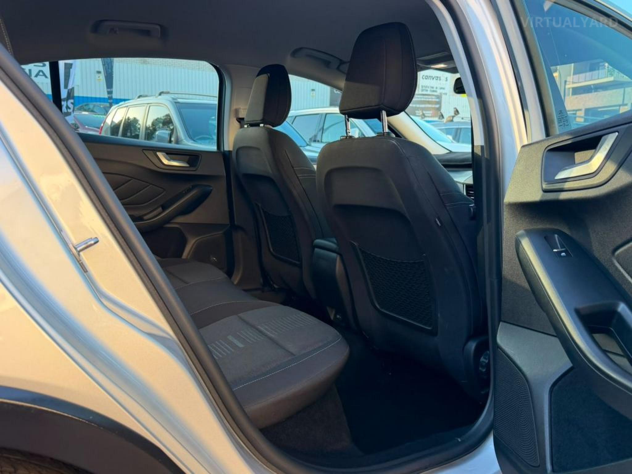 2019 Ford Focus — photo 5